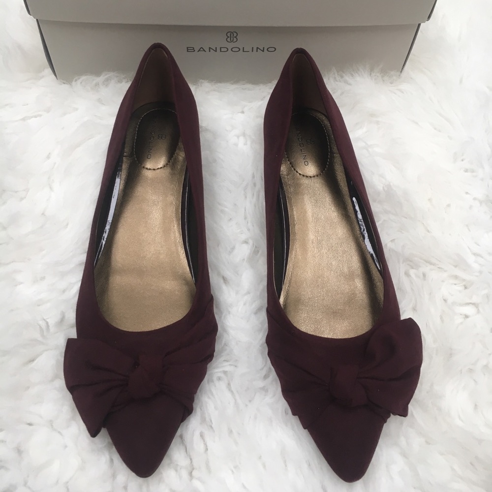 Bandolino wine suede flats